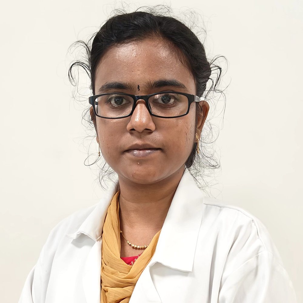 Dr. Lavanya R